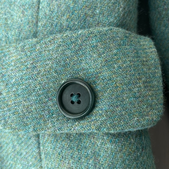 Blazer 100% wool with lining size: 36 would fit like an xs - Picture 3 of 10